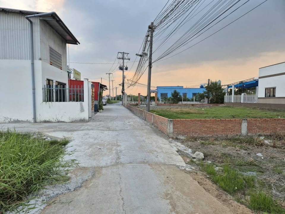 Đất thổ cư Phước Tuy, Cần Đước 99m² giá 720 triệu - Đường xe hơi, chính chủ!