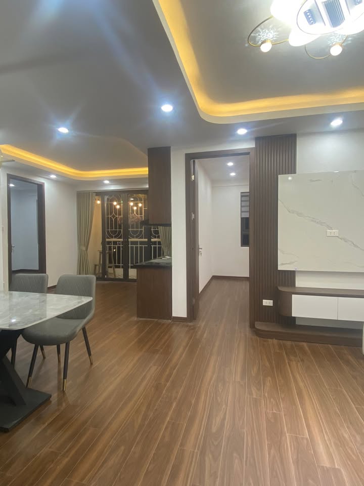 Căn hộ chung cư Định Công 62m² giá 4.83 tỷ - View hồ Định Công thoáng đãng!