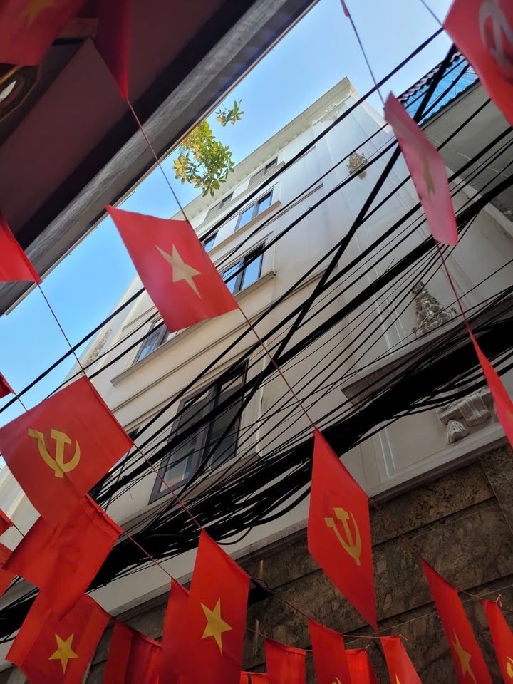 Bán Nhà Đẹp 4 Tầng 50m² Hai Mặt Tiền Ngõ Thông Hồng Tiến, Long Biên - Giá 12 Tỷ!