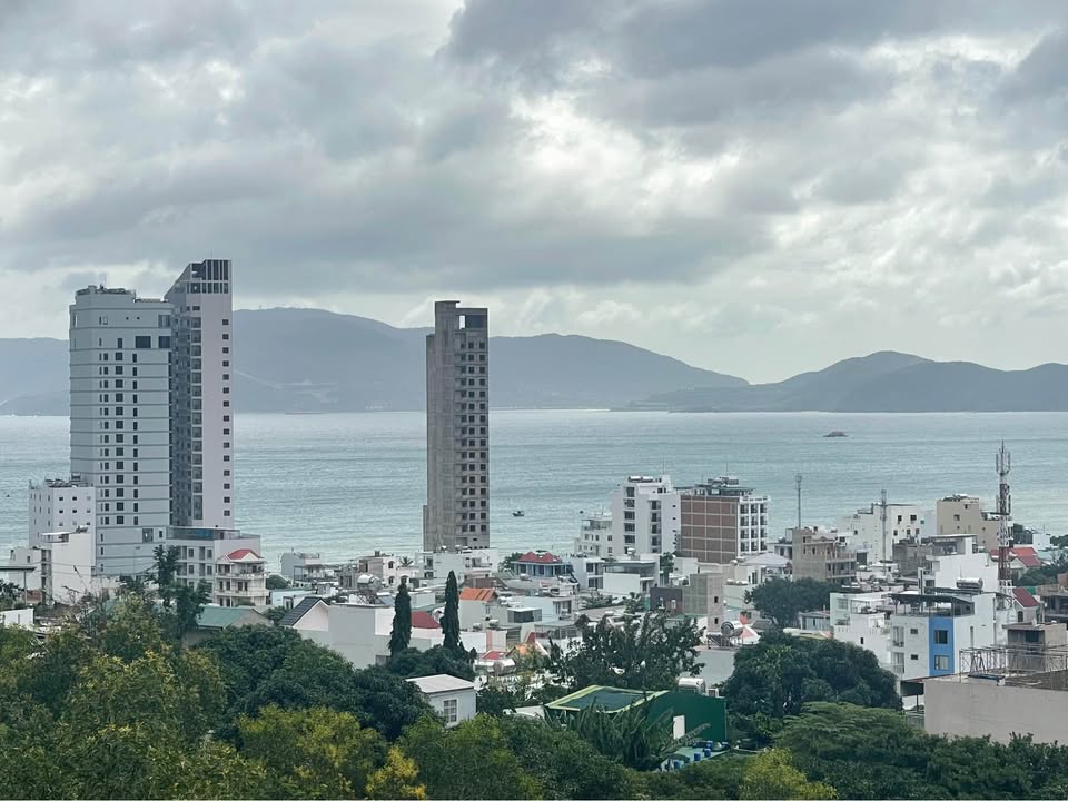 Đất bán Bắc Nha Trang 692m² giá 6.9 tỷ - Ô tô vào tận nơi, gần biển Hòn Chồng!