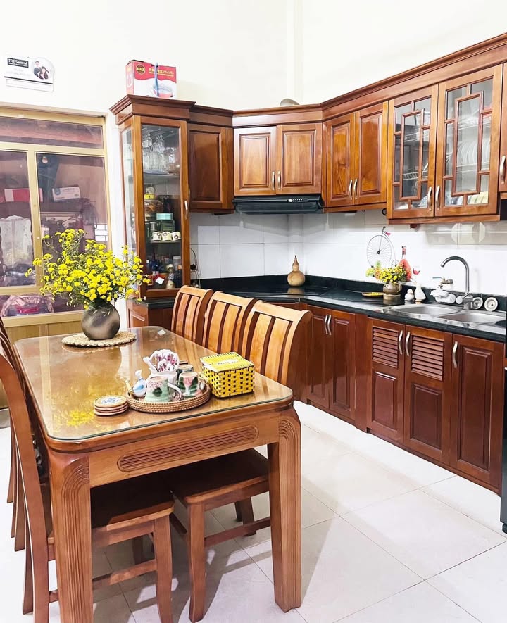 Nhà riêng ngõ chợ Khâm Thiên, Đống Đa, 55m² - Thiết kế 4 ngủ rộng, 2 mặt thoáng