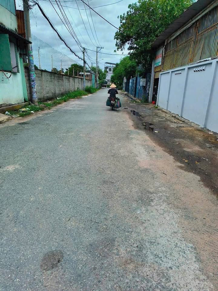 Nhà bán tại xã Xuân Thới Đông, Hóc Môn 100m² giá 3.8 tỷ - Pháp lý rõ ràng, xây dựng ngay!