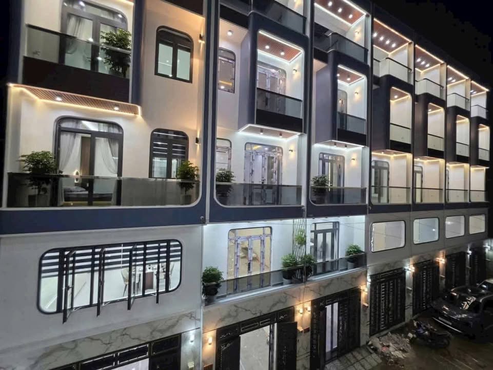 Nhà đẹp 4 tầng đường Bình Thành, quận Bình Tân 60m² giá 6.6 tỷ - Sẵn sàng vào ở!