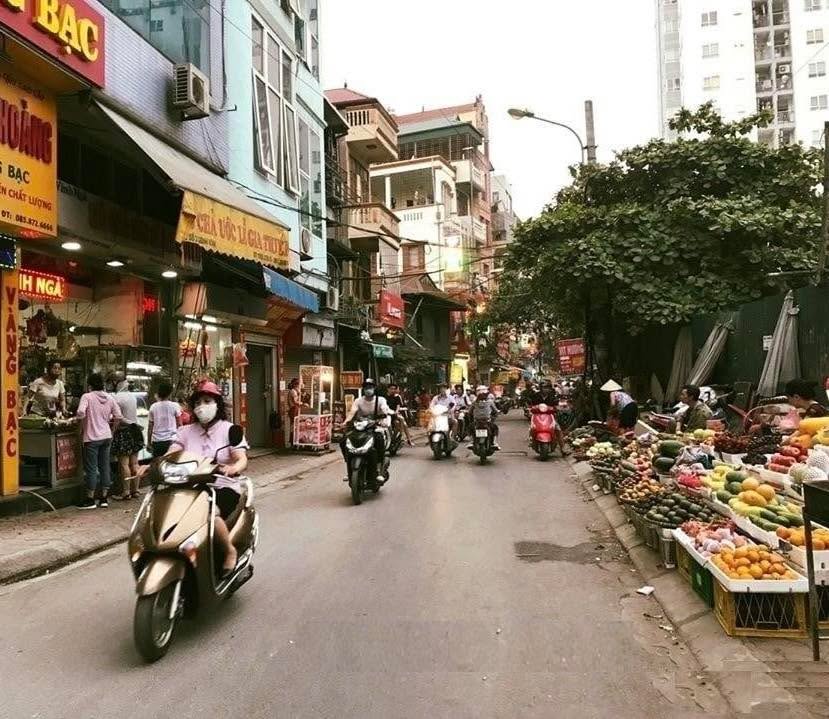 Nhà mặt phố Chính Kinh, Thanh Xuân 28m² giá 8 tỷ - Kinh doanh đỉnh cao!