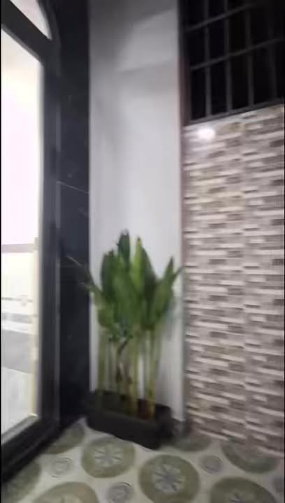 Nhà 2 tầng Hóc Môn 68m² giá 4 tỷ - Sáng bóng, ô tô đỗ cửa!