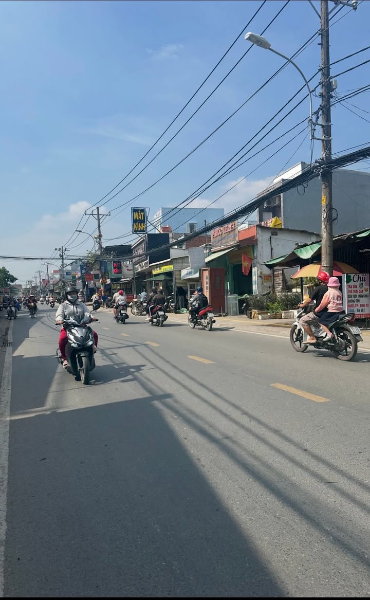 Đất nền 240m² Nguyễn Duy Trinh, Thủ Đức - Tặng nhà trệt xây mới!