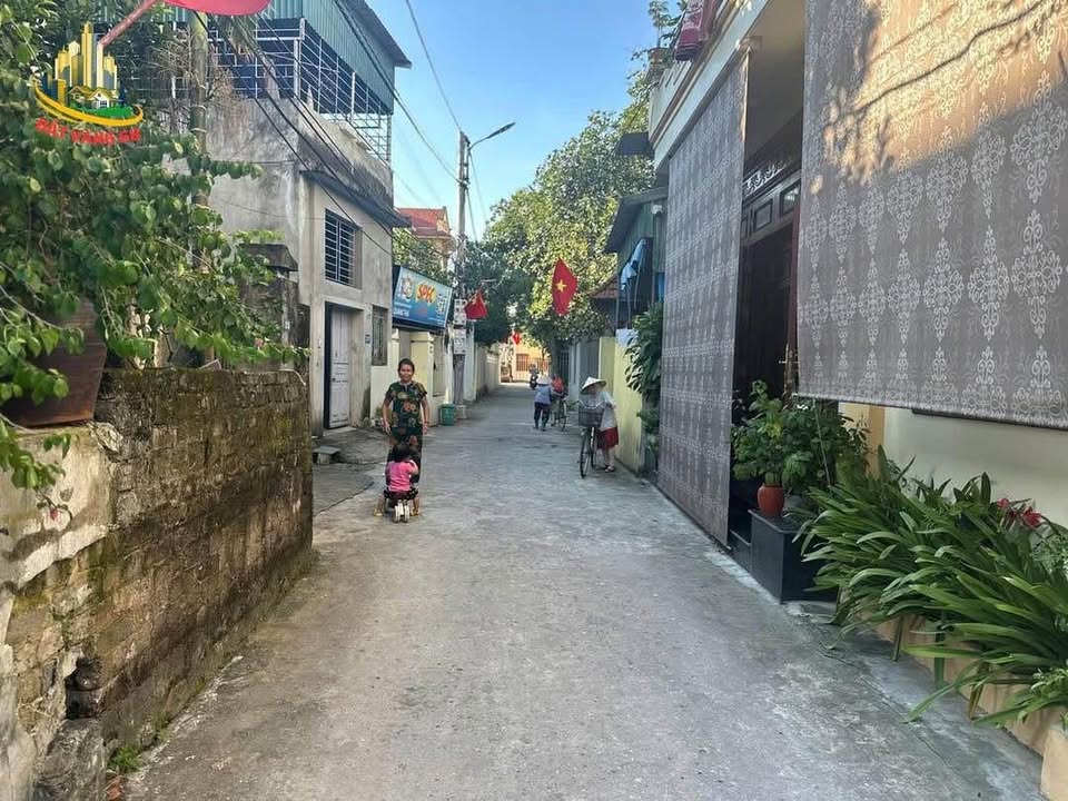 Lô đất đầu ve đường Lưu Cơ, Ninh Bình 70,3m² giá 3 tỷ - Đầu tư sinh lời tốt!