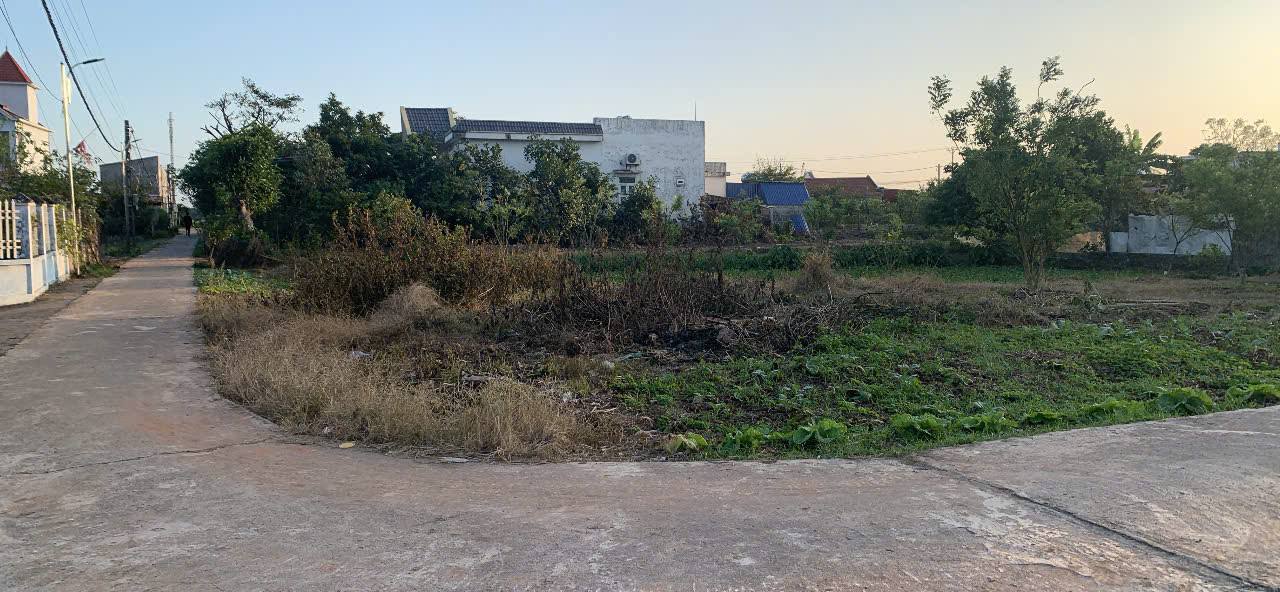 Đất nền Giao Hà 658m² giá chỉ 2.5 tỷ - Lô góc 2 mặt tiền hấp dẫn!