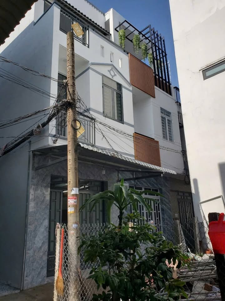 Nhà 2 Lầu Tân Kim, Cần Giuộc 138m² giá 1.89 tỷ - Sổ hồng riêng, vào ở ngay!