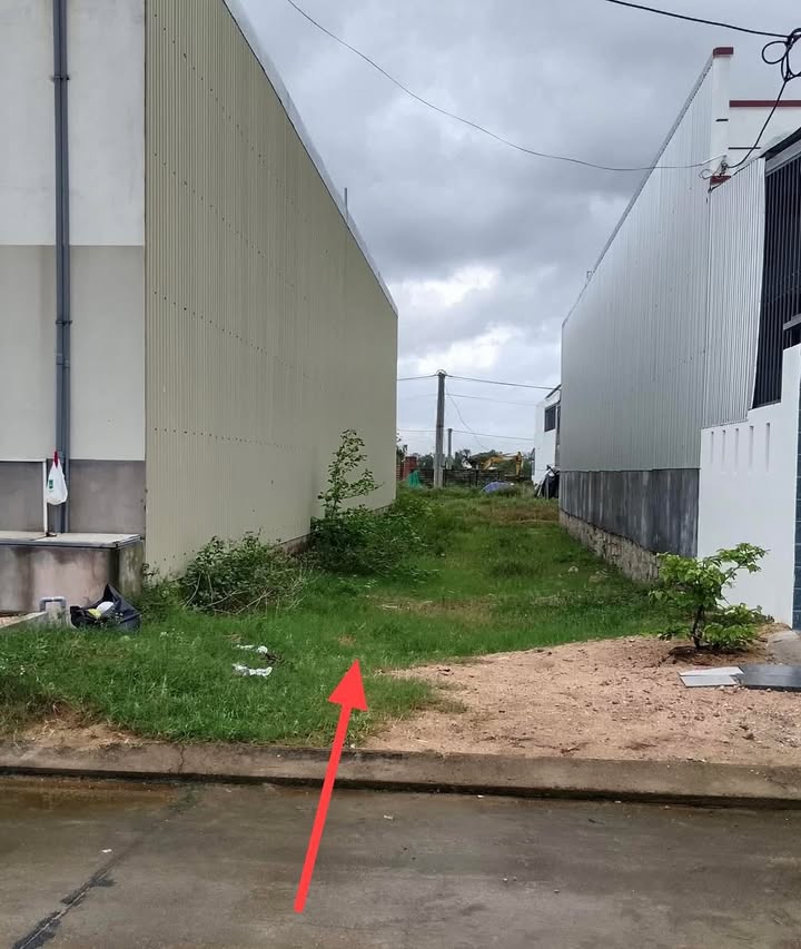 Đất nền khu Suối Thó, thị trấn Ngô Mây, 120m² giá 1.1 tỷ - Cơ hội đầu tư hấp dẫn!