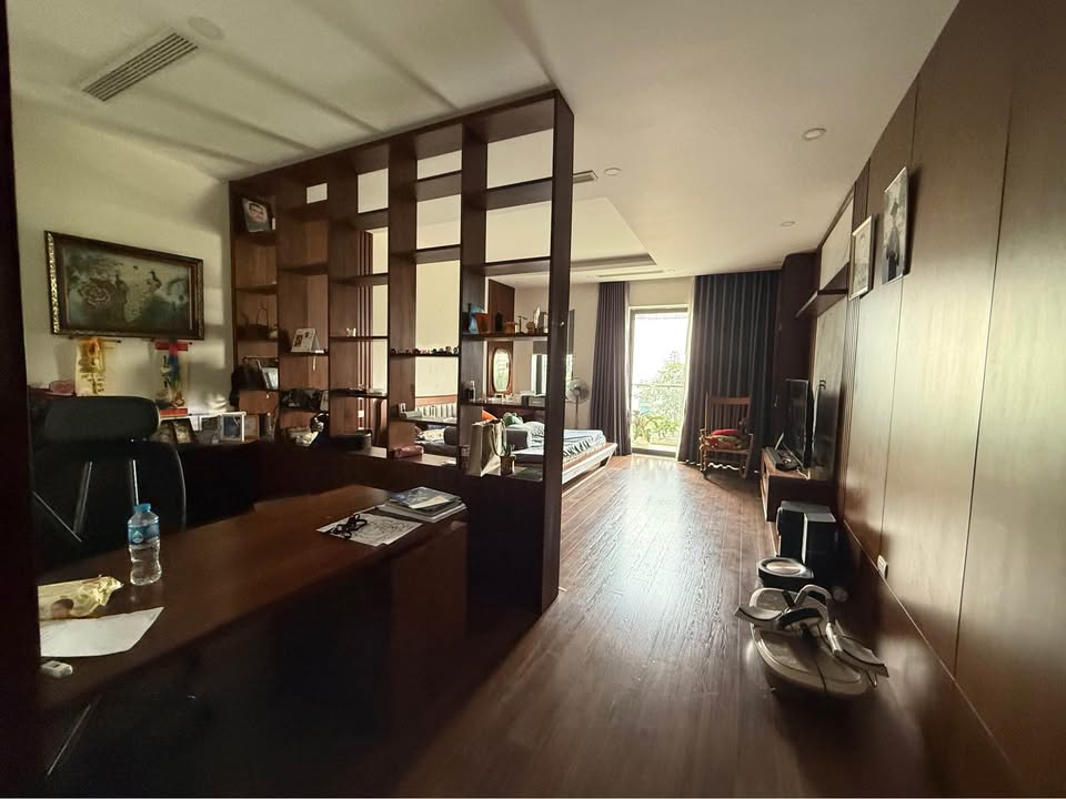 Nhà 5 tầng tại Tiên Dương, Đông Anh 80m² giá 10 tỷ - Thang máy hiện đại!