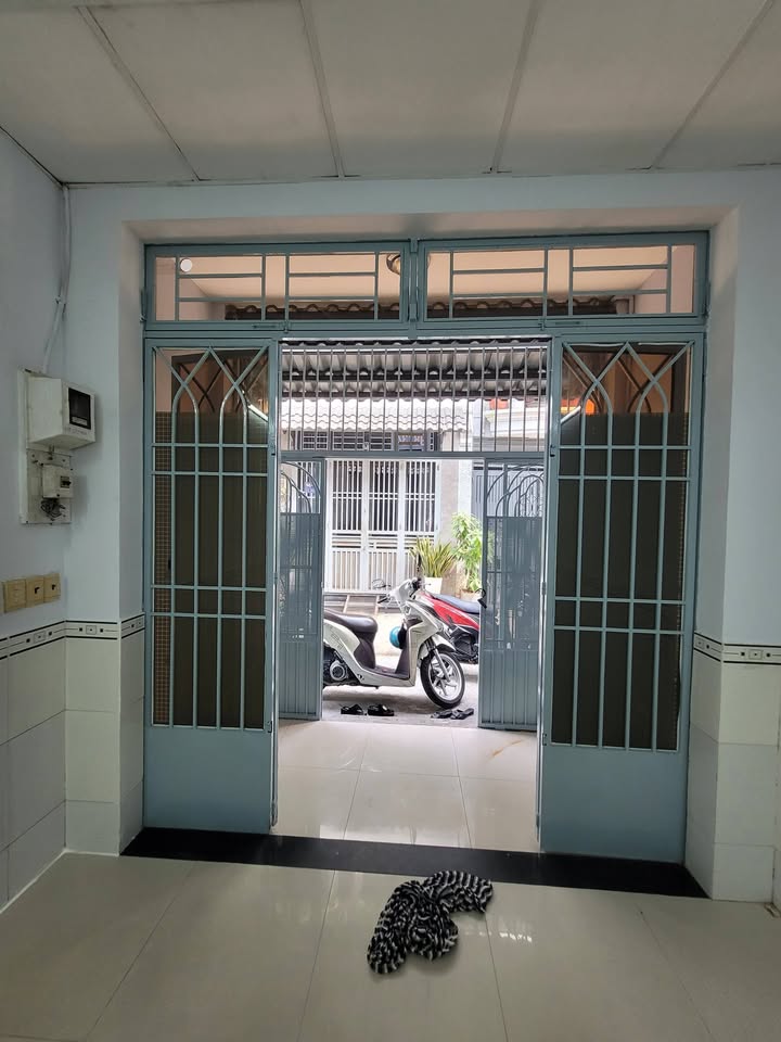 Nhà thuê Phan Huy Ích, Tân Bình 49m² giá 7 triệu - Không gian sống rộng rãi thoáng mát!