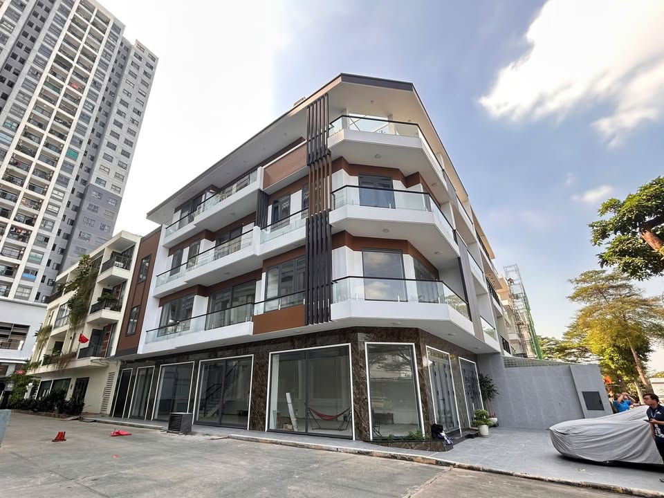 Mặt bằng mặt tiền 300m² tại Thủ Đức chỉ 30 triệu/tháng - Địa điểm kinh doanh lý tưởng!