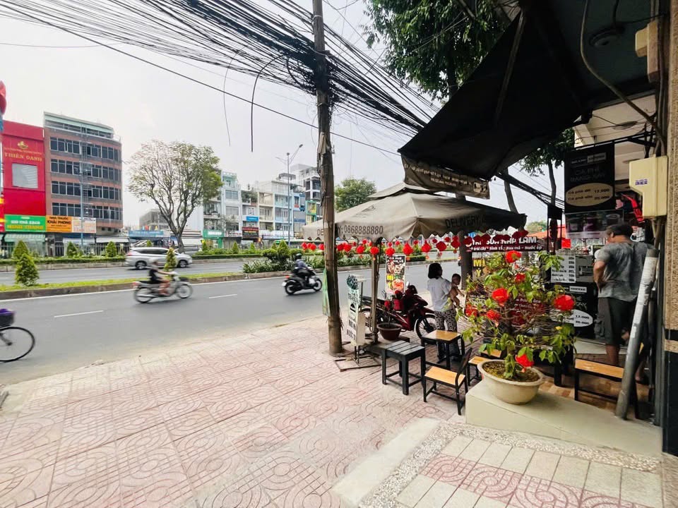 Mặt bằng kinh doanh đường Đông Hưng Thuận 12, 45m² giá 6.5 triệu - Không thể bỏ lỡ!