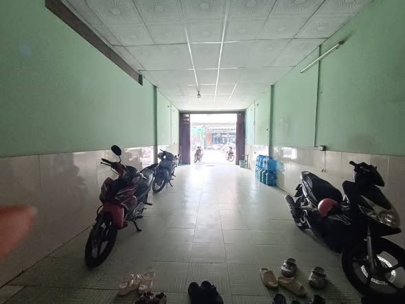 Nhà mặt tiền Đinh Đức Thiện, Bình Chánh 241.8m² giá 9.2 tỷ - Cơ hội đầu tư kinh doanh tuyệt vời!