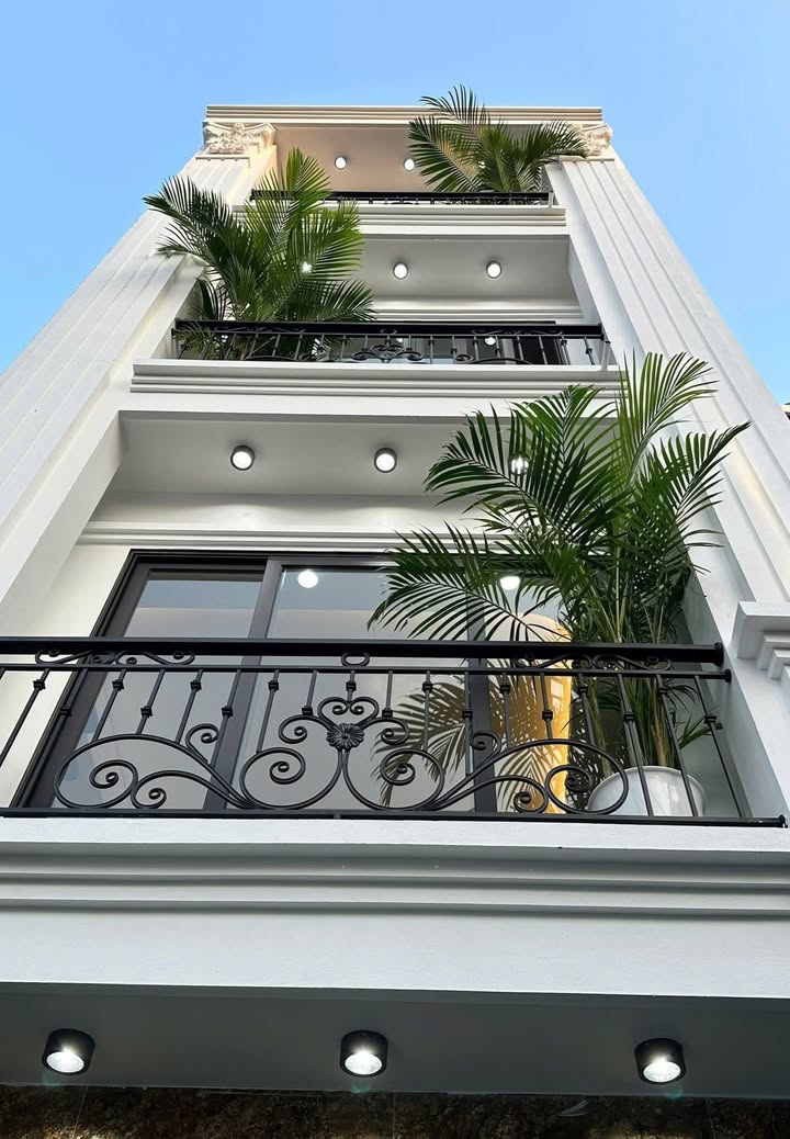 Nhà 5 tầng lô góc tại Mỹ Đình 30m² giá 7 tỷ - Đầu tư sinh lời ngay!