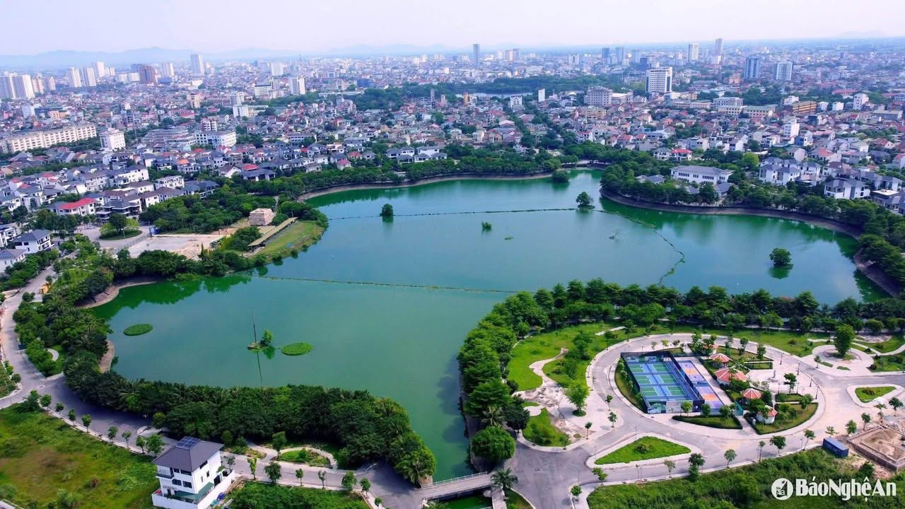 Nhà vườn 173m² đường 28m khu đô thị Handico Vinh Tân - Giá chỉ 7.78 tỷ!