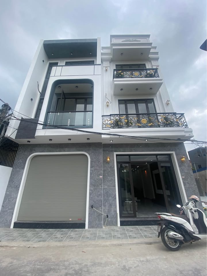 Nhà 3 tầng Đặng Cương, An Dương 50m² giá 2.7 tỷ - Chính chủ, sẵn sàng vào ở!