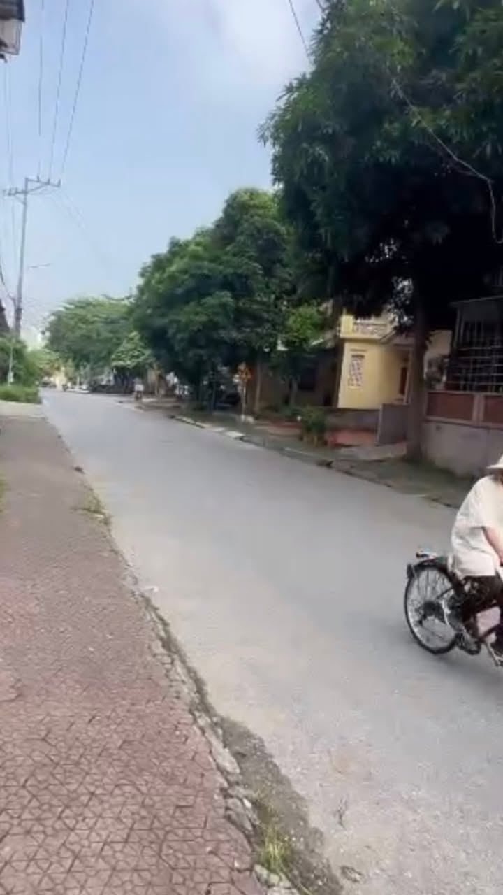 Đất nền đường Hùng Vương, phường Thanh Miếu 71,8m² giá 4 tỷ - Kinh doanh sầm uất!