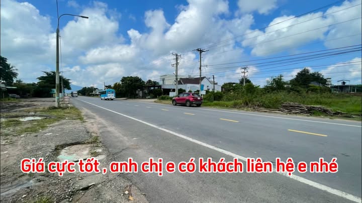 Đất nền mặt tiền tỉnh lộ 766, 700m² giá 260 triệu - Cơ hội đầu tư tuyệt vời!