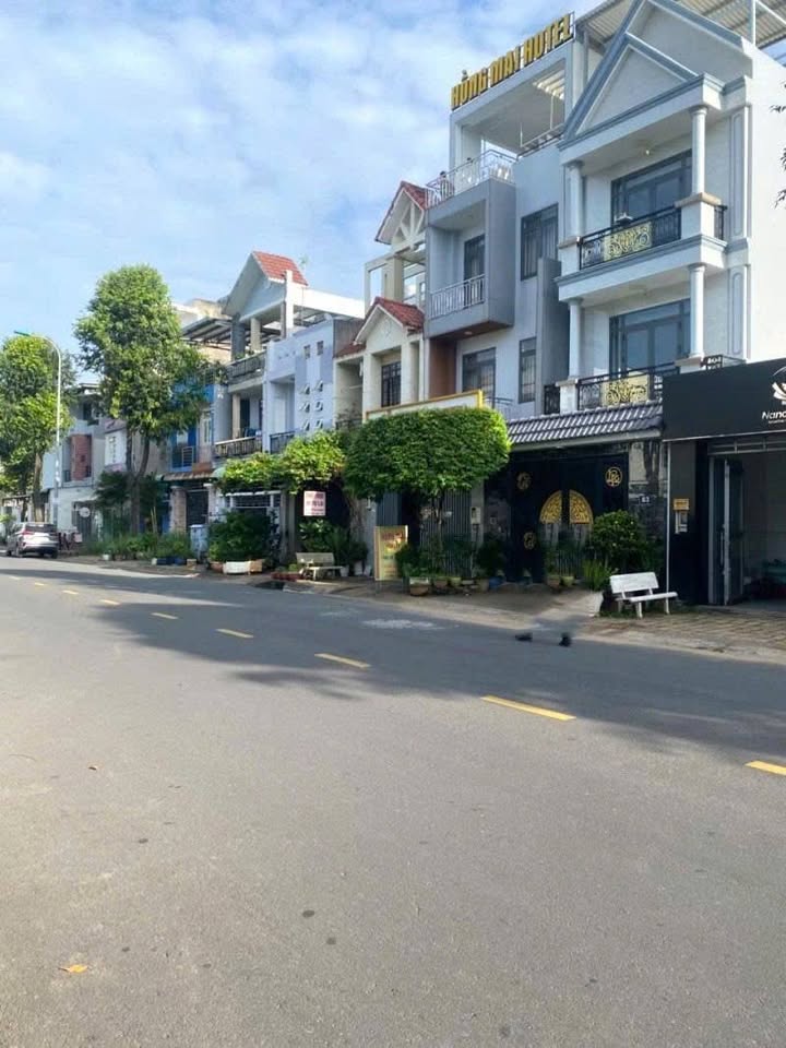 Đất thổ cư Tăng Nhơn Phú A 110m² giá 11.5 tỷ - Vị trí siêu đẹp gần chợ đêm