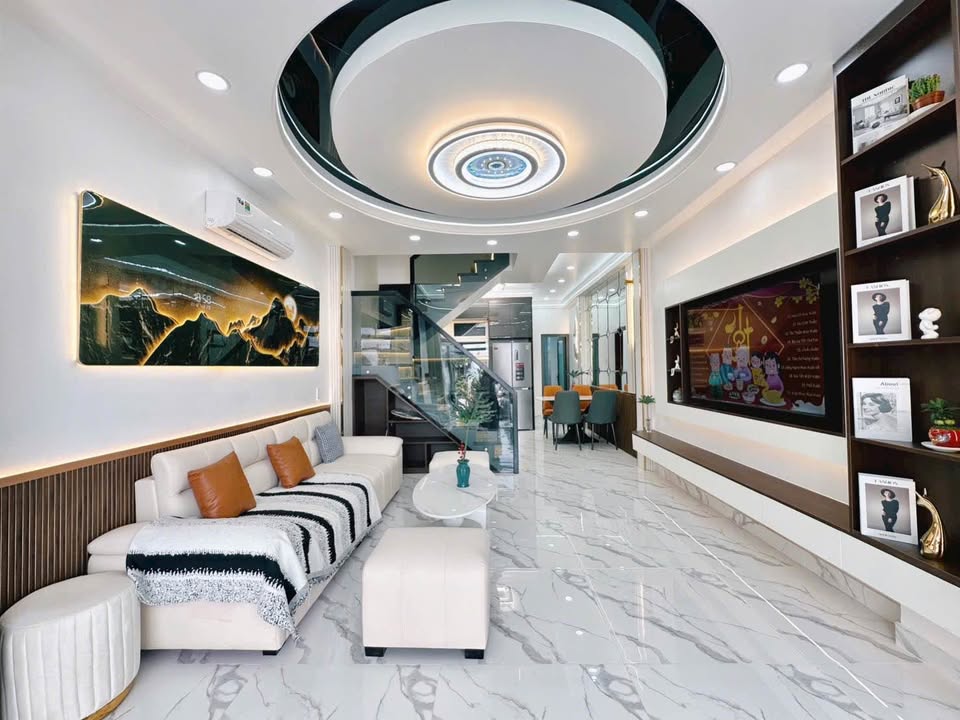 Nhà phố Tân Thuận, Quận 7, Diện tích 56m², Giá 7.2 tỷ - Đón Tết ngay!