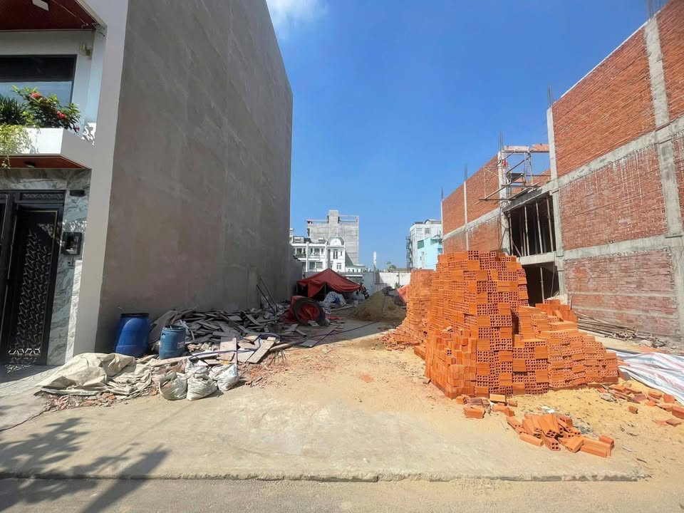 Đất thổ cư 106m² đường Tân Chánh Hiệp 18, Quận 12 - Giá 5,4 tỷ, hướng Đông