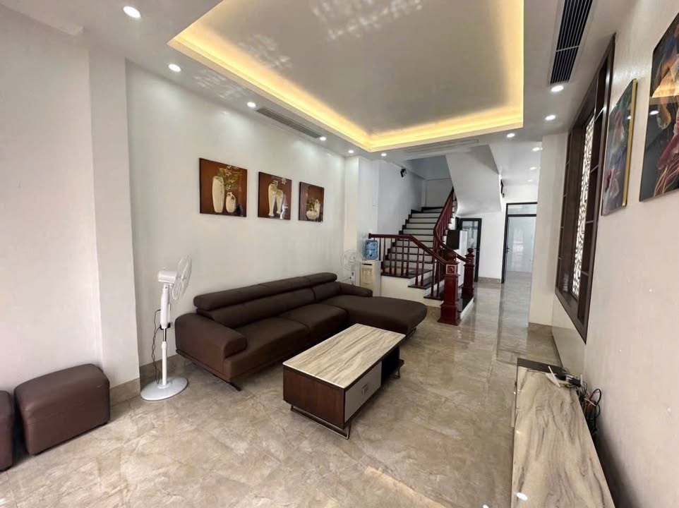 Biệt thự Bách Việt Bắc Giang 182.8m² giá 20 tỷ - Thiết kế hiện đại, đầy đủ tiện nghi!