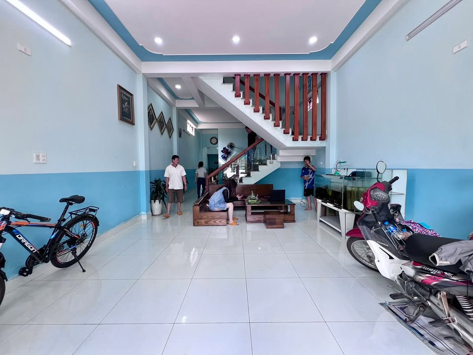 Nhà mặt tiền Phan Đăng Lưu, Pleiku 98.5m² giá 3 tỷ - Vị trí kinh doanh lý tưởng!