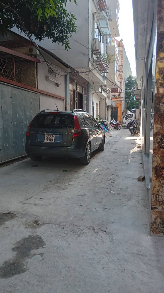 Nhà riêng Đại Mỗ, Nam Từ Liêm 60m² giá 6 tỷ - Sổ đỏ chính chủ, ô tô đỗ cổng!