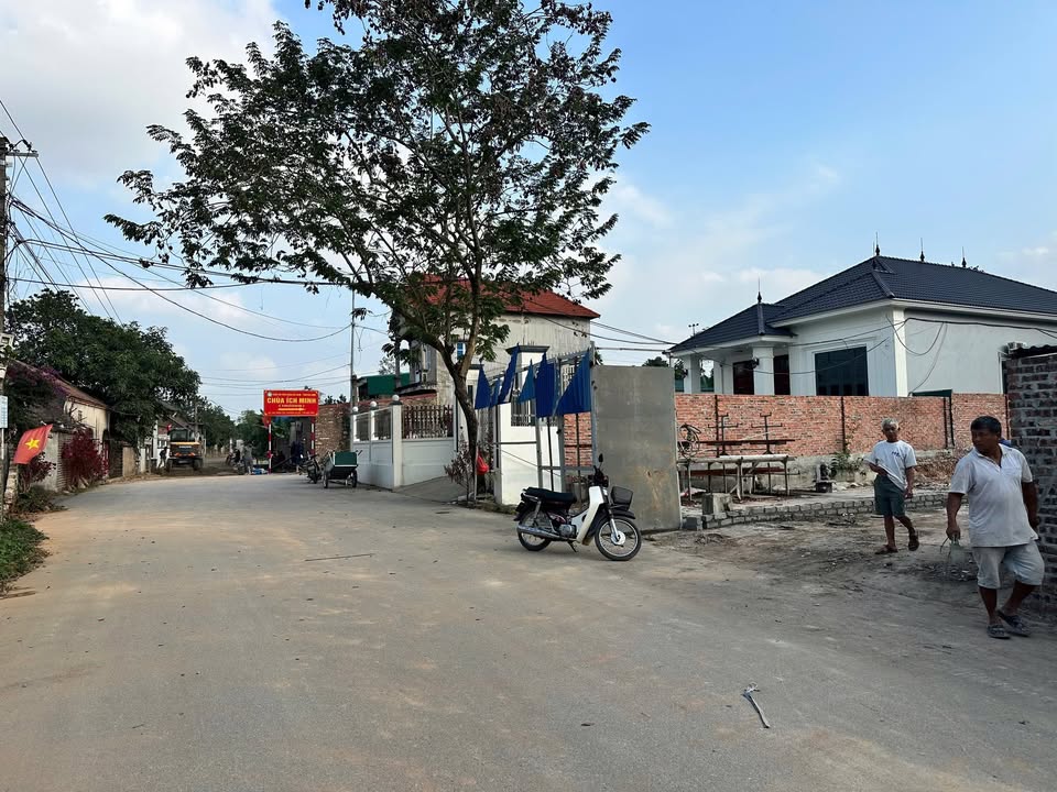 Đất nền mặt tiền 10m tại phường Tự Lạn, Việt Yên 200m² - Giá chỉ 1 tỷ!