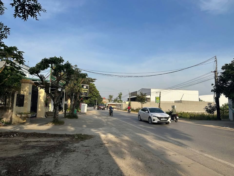 Đất nền mặt đường Quốc lộ 45, Quảng Trạch 168m² giá 3.2 tỷ - Cơ hội đầu tư hiếm có!