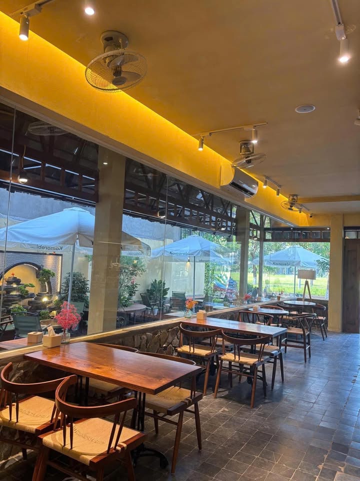 Mặt bằng kinh doanh cho thuê đường Duy Tân, quận Cầu Giấy 212m² - Vị trí đắc địa, phù hợp mọi mô hình