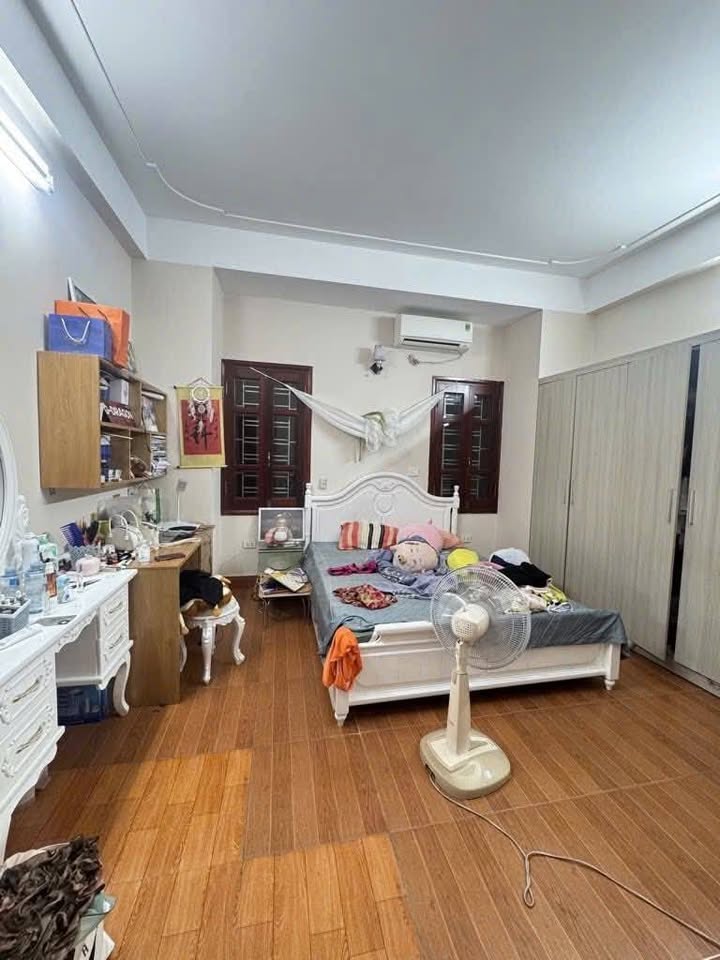 Nhà phố Định Công, 35m², 5 tầng giá 7.1 tỷ - Đẹp và hiện đại!