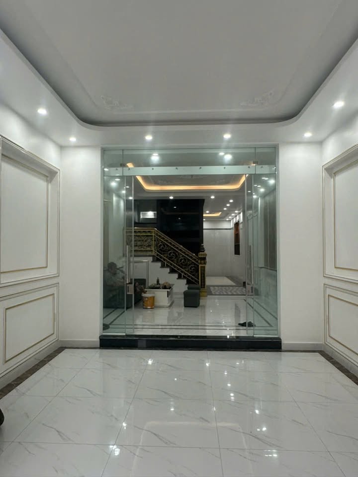 Nhà riêng đường Bùi Thị Từ Nhiên, quận Hải An, 79m² giá 6.88 tỷ - Thiết kế hiện đại, đỗ xe thoải mái!