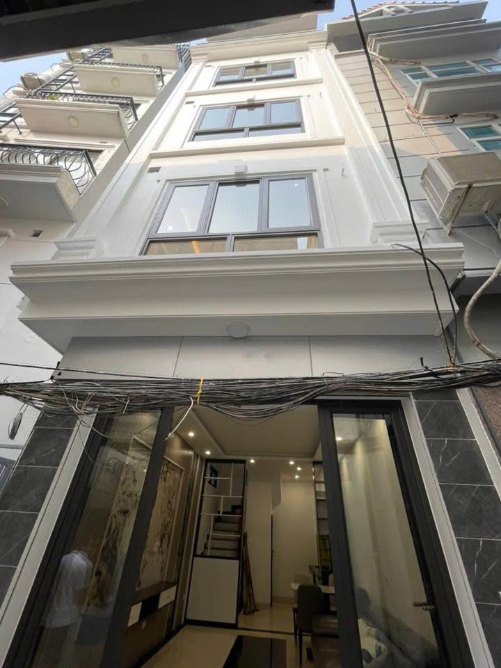 Nhà 5 tầng đường Bùi Xương Trạch, Thanh Xuân, 50m² - Chính chủ, giá hấp dẫn chỉ 8 tỷ!