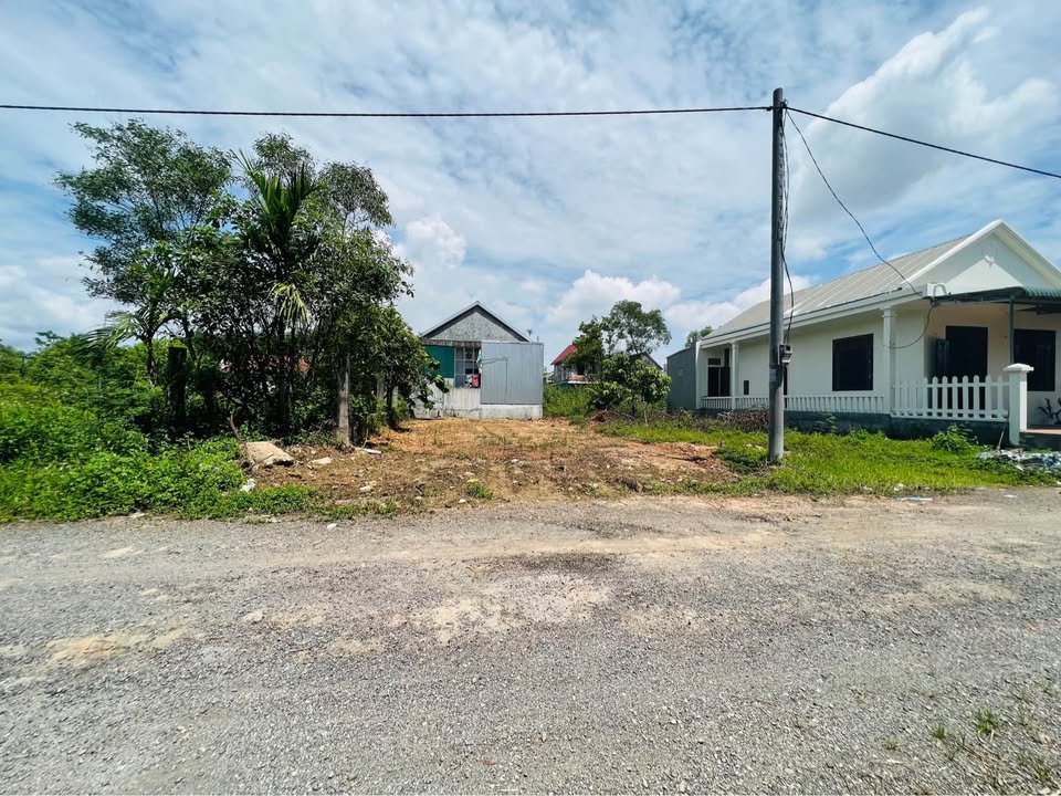 Đất KQH Trần Hoàn, Thủy Phù, 144m² giá 1.08 tỷ - Vị trí đẹp, cơ hội đầu tư!