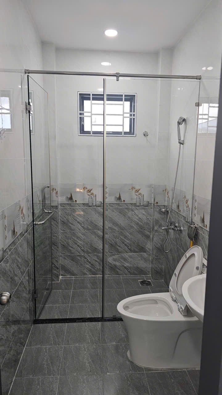 Nhà 3 tầng Phường Ngọc Hiệp Nha Trang 62m² giá 4,6 tỷ - Đầy đủ nội thất, chỉ việc vào ở!