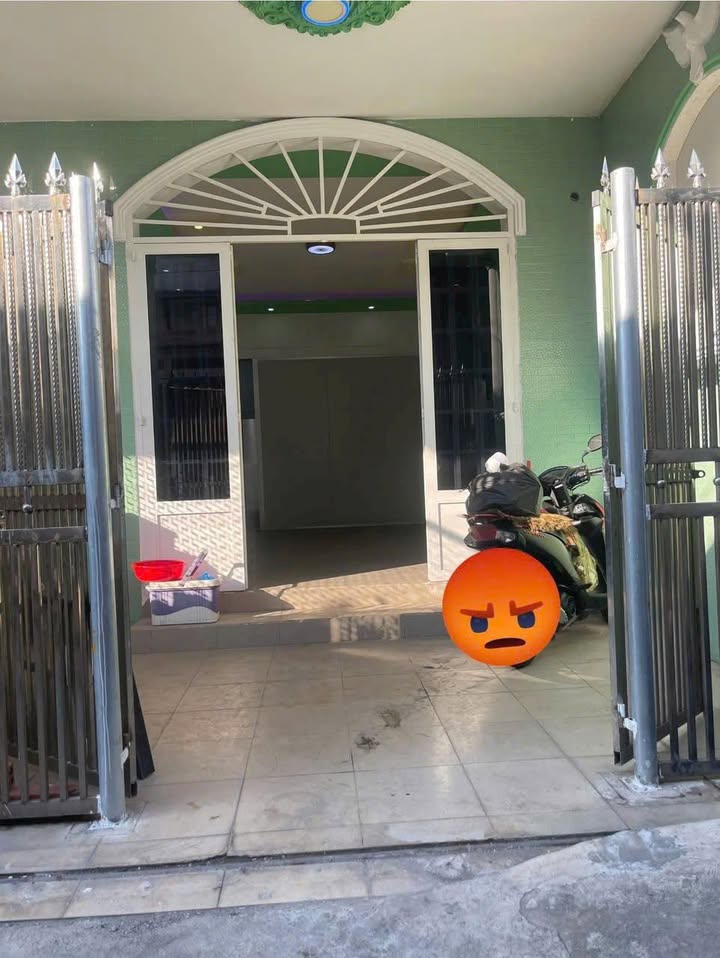 Nhà cấp 4 cho thuê tại Hố Nai, Biên Hòa 100m² giá 4 triệu/tháng - An ninh tốt, dân cư đông đúc!