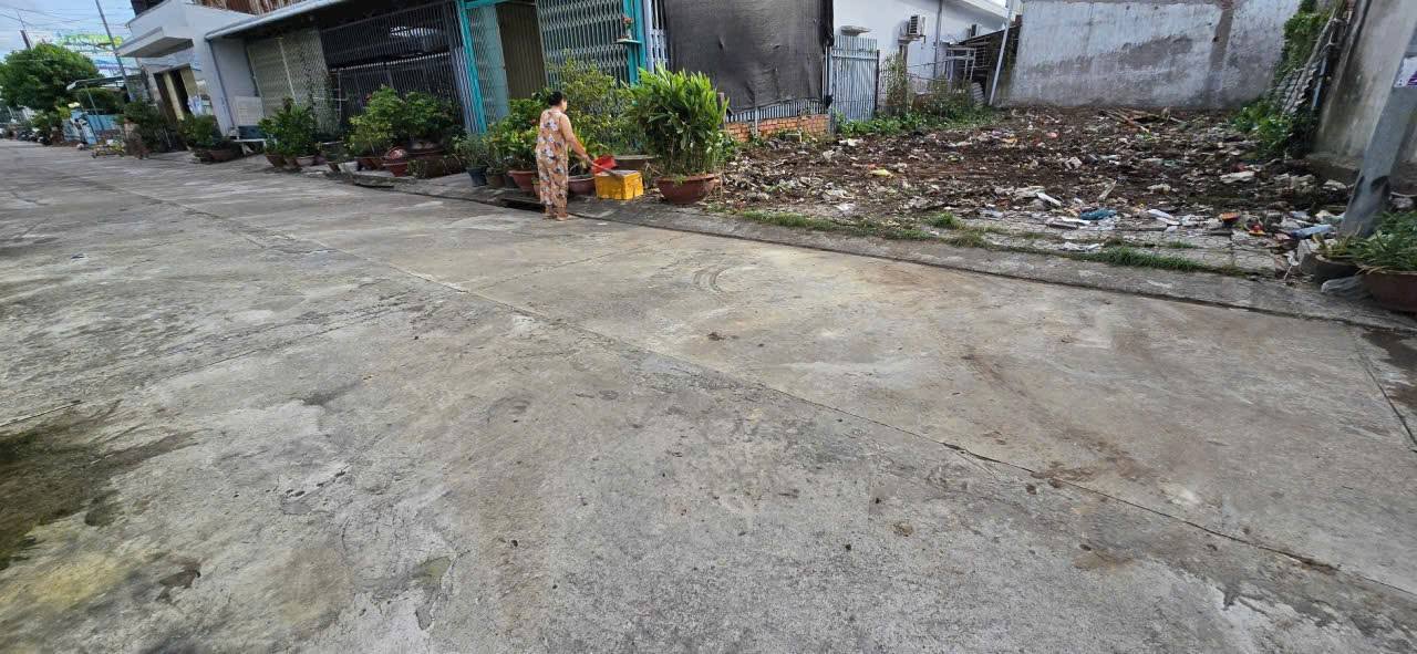 Đất mặt tiền Ngô Quyền Rạch Giá 128m² giá 2.15 tỷ - Cơ hội đầu tư tuyệt vời!