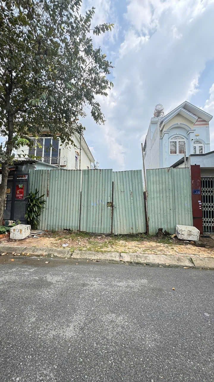 Đất mặt tiền đường Tân Xuân 3, huyện Hóc Môn, diện tích 154m² - Sổ hồng riêng, giá 7.5 tỷ!