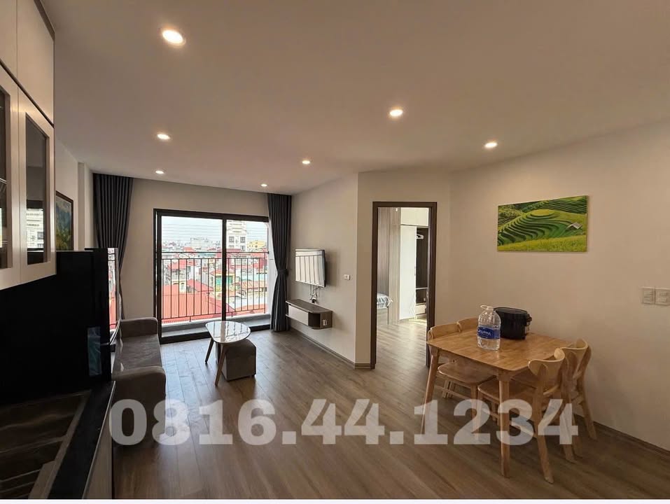 Căn hộ dịch vụ 2 phòng ngủ tại ngõ 210 Đội Cấn, Ba Đình - Ô tô đỗ cửa chỉ với 2 triệu!