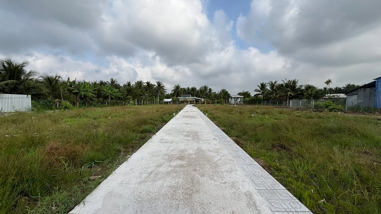 Đất nền liền kề Mỹ Tho 72m² giá thỏa thuận - Vị trí vàng gần trung tâm!