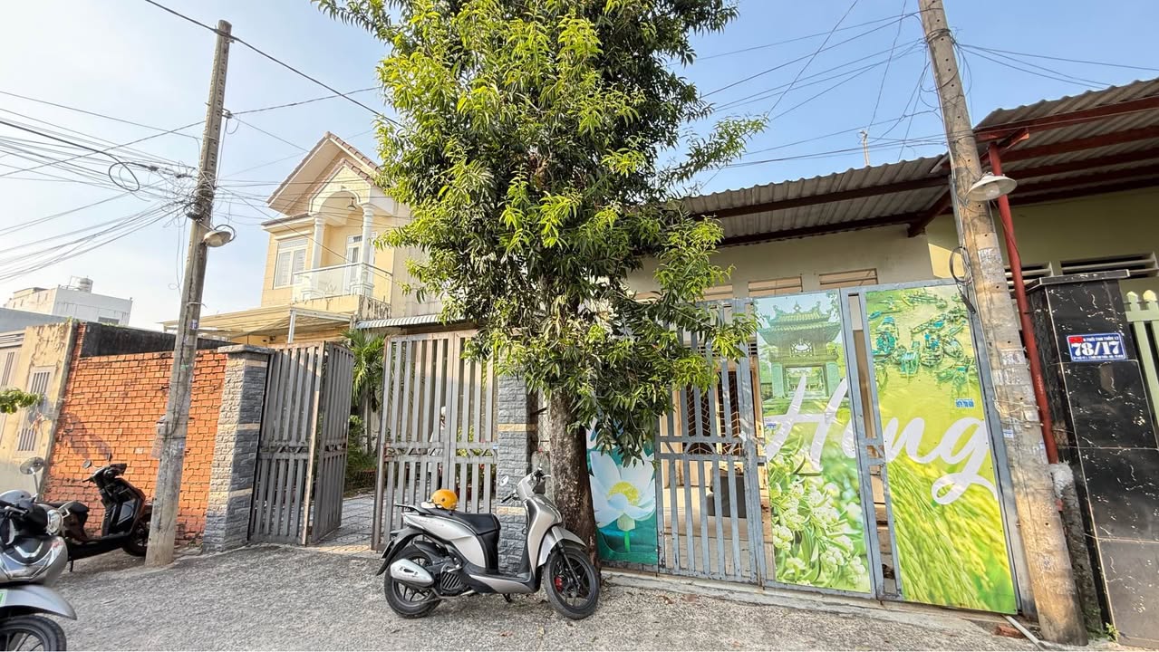 Nhà phố Hóc Môn 300m² giá 6.5 tỷ - Chính chủ, công chứng ngay!