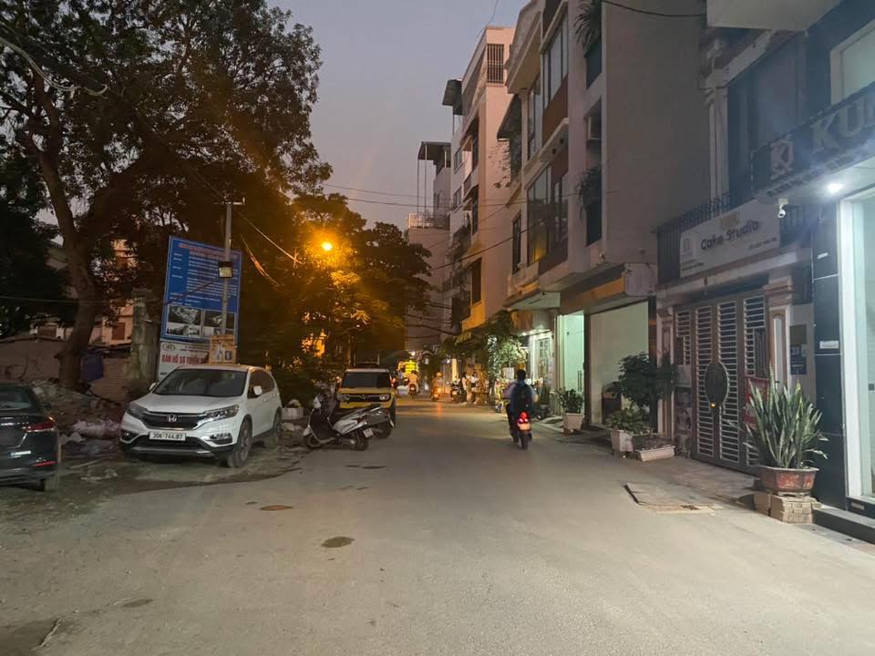 Đất Bà Triệu, Hà Đông 50m² giá 8.3 tỷ - Đầu tư sinh lời cao!