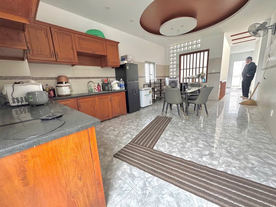 Căn hộ Studio Lê Trọng Tấn 40m² giá 5.3 triệu - Gần ĐH Công Thương, sân vườn riêng!