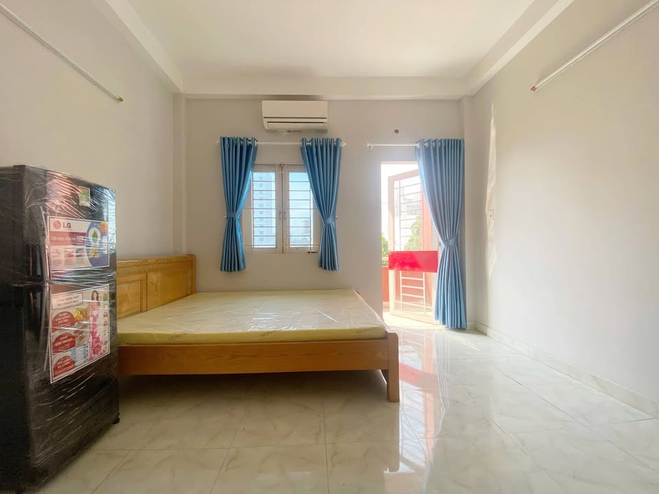 Phòng cho thuê đường Nguyễn Phúc Chu, Tân Bình - Nội thất mới, đón nắng tuyệt đẹp!