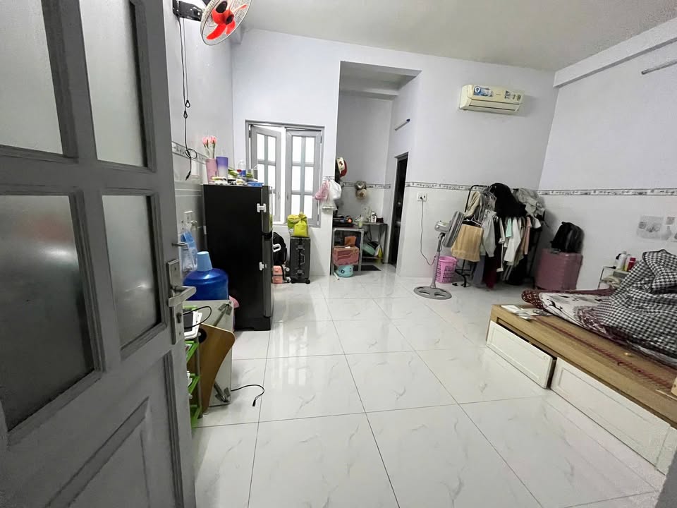 Phòng cho thuê 140 Huỳnh Văn Nghệ, Tân Bình 3.39 triệu - An ninh và tiện ích đầy đủ!