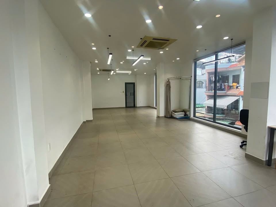 Văn phòng cho thuê Khương Đình 35m² giá chỉ 5 triệu - Phù hợp cho startup!