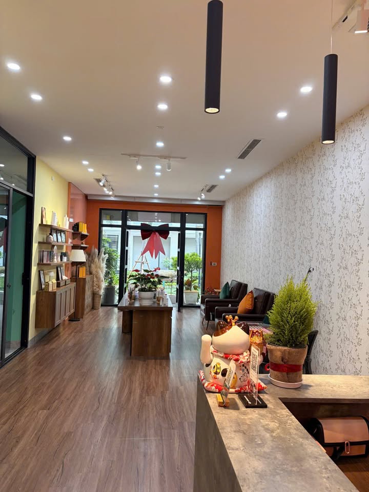 Sàn văn phòng Hdmon Hàm Nghi 40m² giá 8 triệu - Văn phòng chuyên nghiệp 24/7!